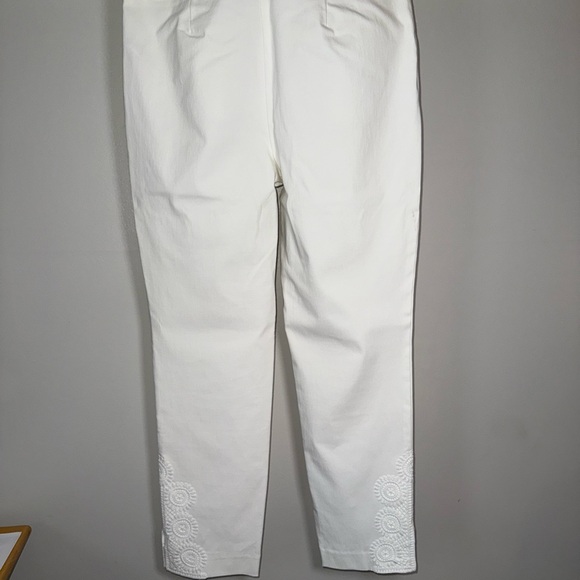 Chico's Perfect Stretch Ankle White Pants Size 0.5 - Picture 5 of 7